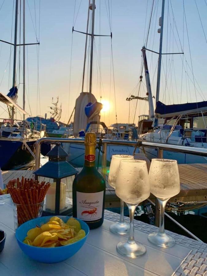 Hotel Houseboat Seabreeze Alghero Exterior foto