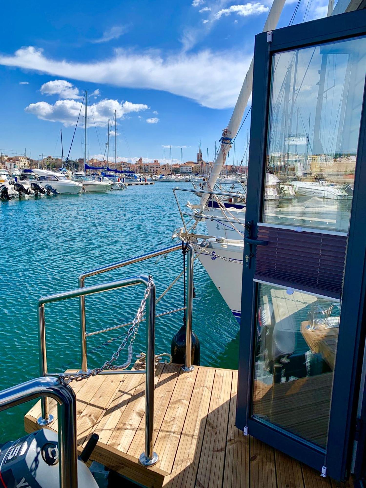 Hotel Houseboat Seabreeze Alghero Exterior foto