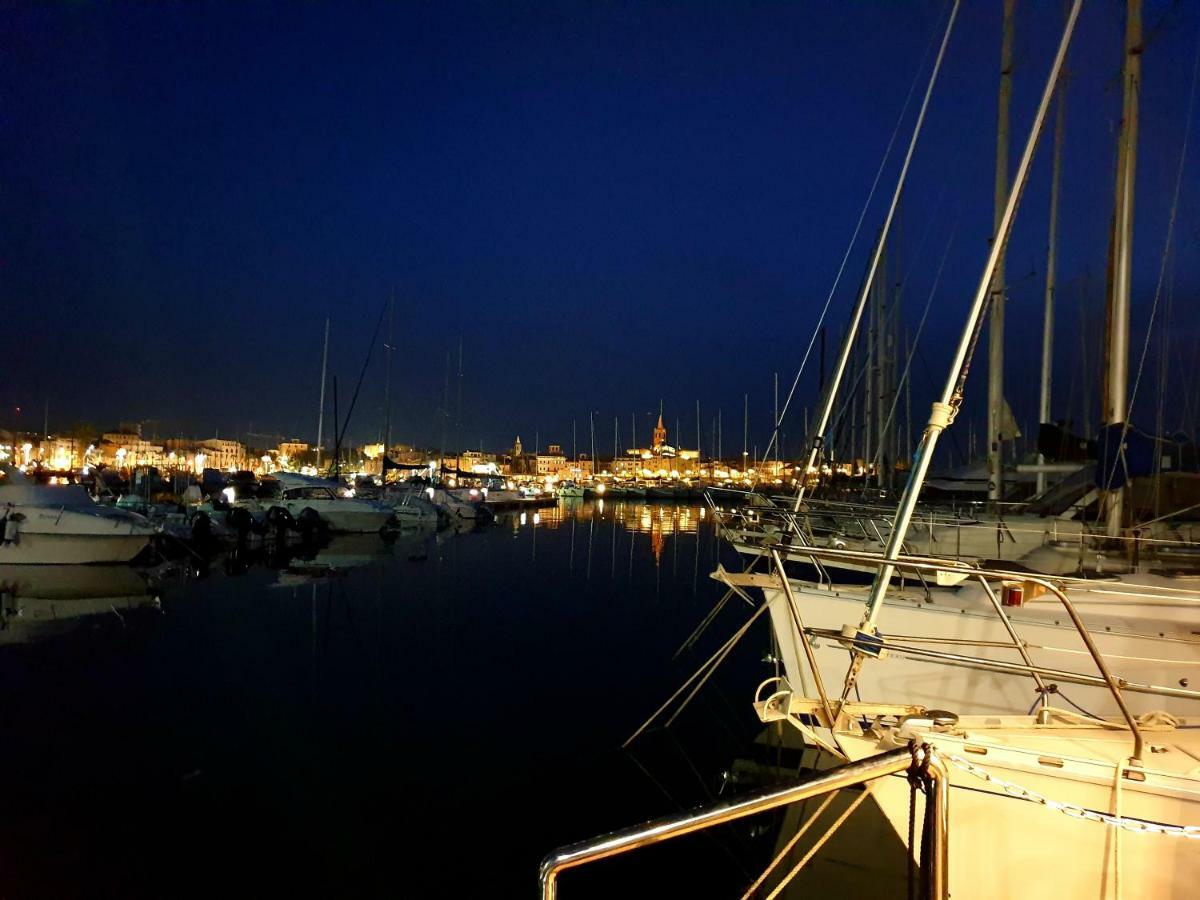 Hotel Houseboat Seabreeze Alghero Exterior foto